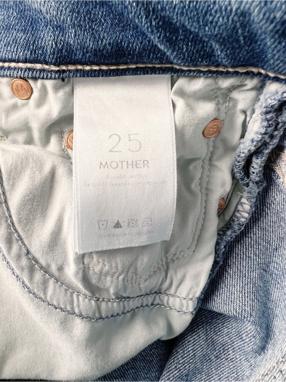 Mother The Weekender Fray Jeans in Hop On Hop Off Mid-Rise Ankle Size 25 - Picture 8 of 12